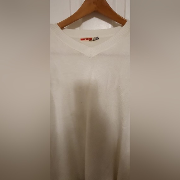 Prada sweater v-neck - Picture 2 of 2